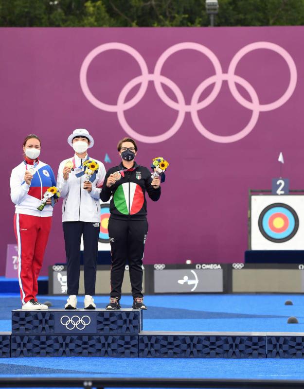 boari lucilla arco bronzo Foto Mezzelani GMT (c)169 boari lucilla arco bronzo Foto Mezzelani GMT (c)169