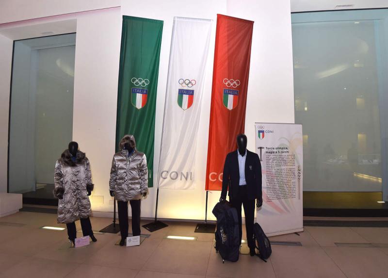 mostra fiacole bronzi di riace Foto Mezzelani GMT 038 mostra fiacole bronzi di riace Foto Mezzelani GMT 038