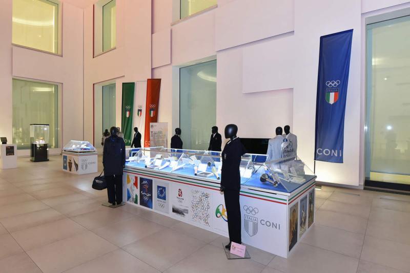 mostra fiacole bronzi di riace Foto Mezzelani GMT 047 mostra fiacole bronzi di riace Foto Mezzelani GMT 047