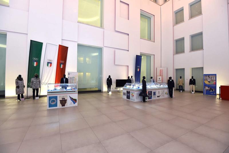 mostra fiacole bronzi di riace Foto Mezzelani GMT 064 mostra fiacole bronzi di riace Foto Mezzelani GMT 064