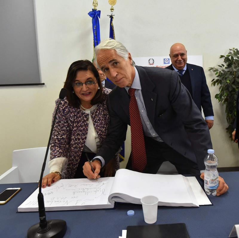 reggio calabria  Foto Mezzelani GMT 142 reggio calabria  Foto Mezzelani GMT 142