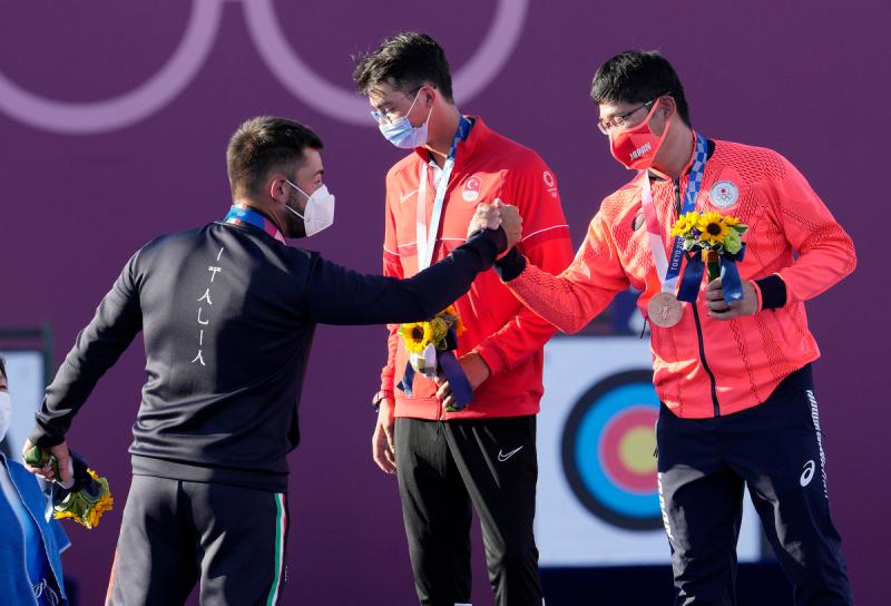 Arco Nespoli Argento Foto Pagliaricci GMT _PAG7981 copia Arco Nespoli Argento Foto Pagliaricci GMT _PAG7981 copia