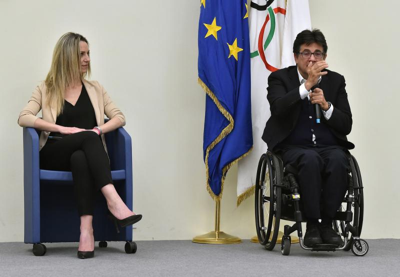 logomilanocortina2026fotomezzelanigmt037_20210330_1439796462 logomilanocortina2026fotomezzelanigmt037_20210330_1439796462
