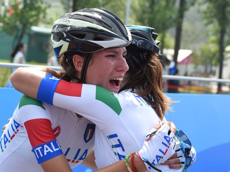 Ciclismo donne 06 Ciclismo donne 06