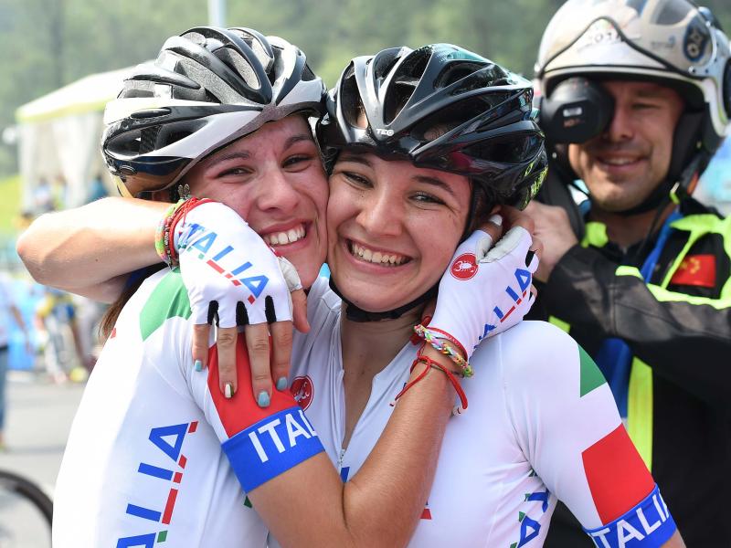 Ciclismo donne 14 Ciclismo donne 14