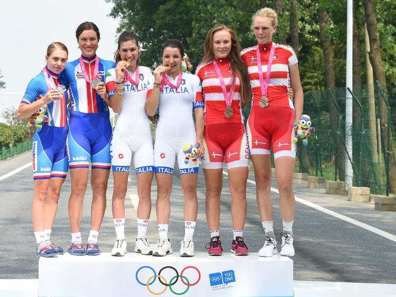 Ciclismo donne 32 Ciclismo donne 32