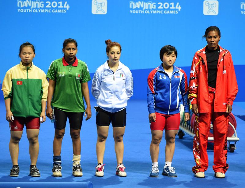 Sollevamento Pesi - 48 Kg - Alessandra Pagliaro 01 Sollevamento Pesi - 48 Kg - Alessandra Pagliaro 01