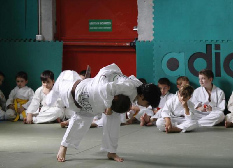 e44b99574bdf40f52573ee2860940ecb e44b99574bdf40f52573ee2860940ecb