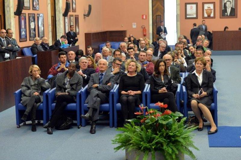 premizaulimezzelanigmt010 premizaulimezzelanigmt010