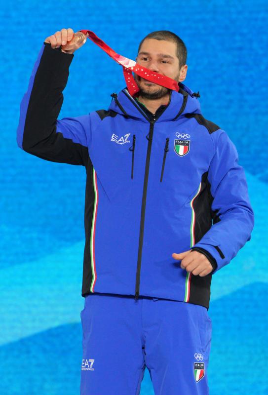 220210 Omar Visintin BRONZO Medal Plaza Ph Luca Pagliaricci LUC07814 copia 220210 Omar Visintin BRONZO Medal Plaza Ph Luca Pagliaricci LUC07814 copia