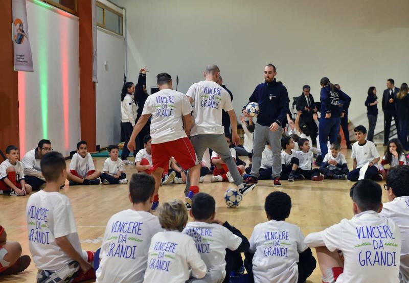 0008corvialemezzelanigmt 0008corvialemezzelanigmt