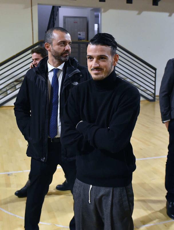 0021corvialemezzelanigmt 0021corvialemezzelanigmt