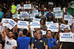 Pallavolo_Mondiali_Italia_Cina_Tifosi_02