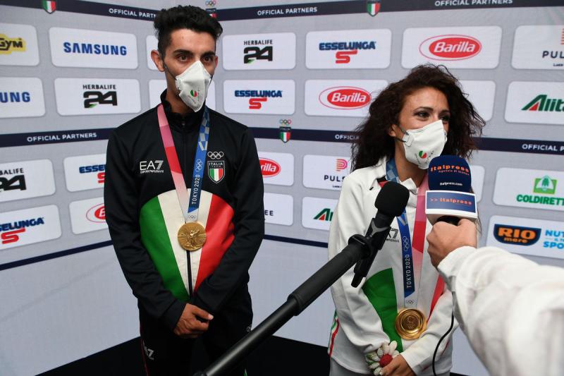 marcia e lotta foto mezzelani gmt051 marcia e lotta foto mezzelani gmt051