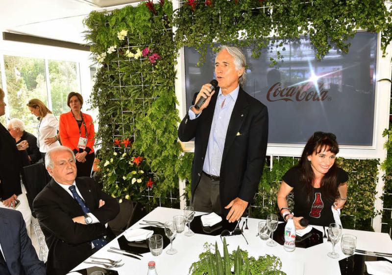 cocacolamezzelanigmt016 cocacolamezzelanigmt016