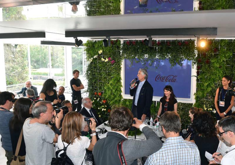 cocacolamezzelanigmt020 cocacolamezzelanigmt020