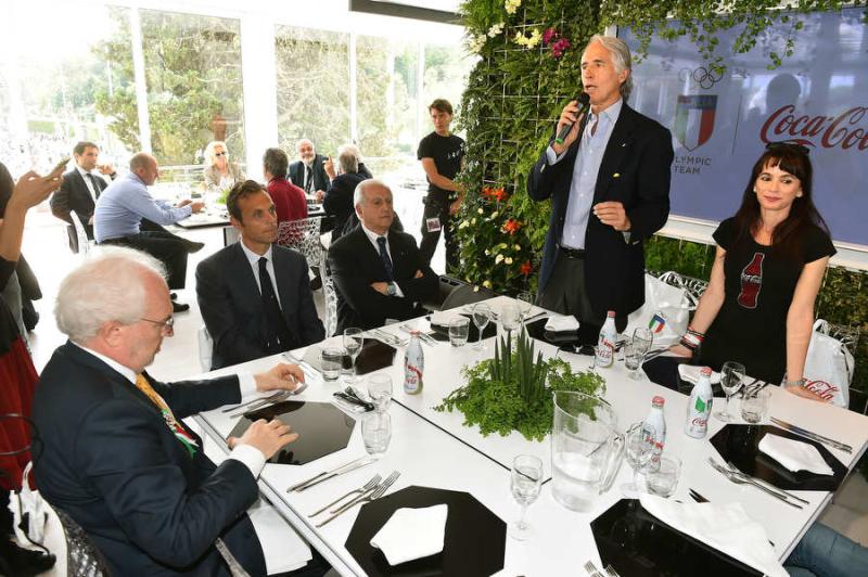 cocacolamezzelanigmt022 cocacolamezzelanigmt022