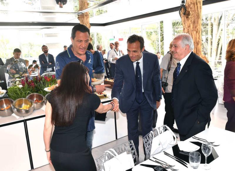 cocacolamezzelanigmt025 cocacolamezzelanigmt025