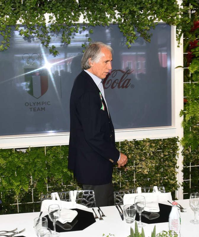 cocacolamezzelanigmt028 cocacolamezzelanigmt028