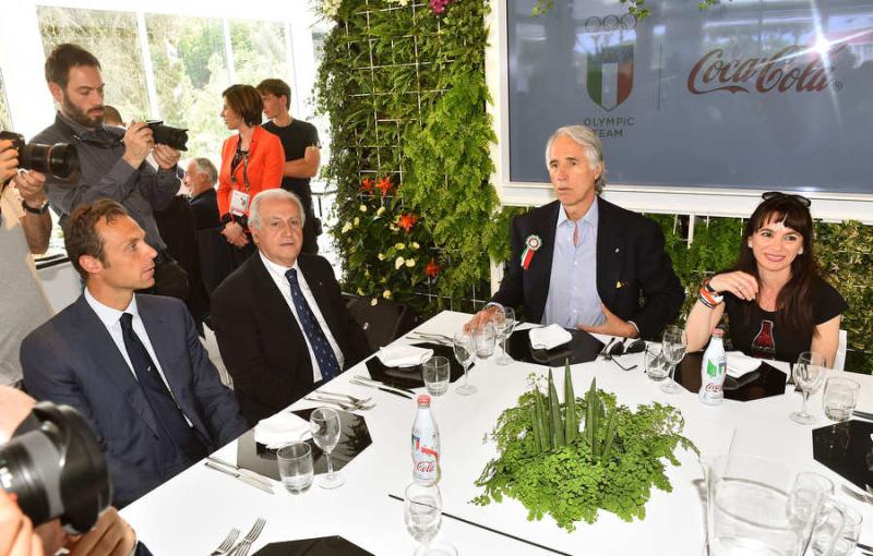 cocacolamezzelanigmt035 cocacolamezzelanigmt035