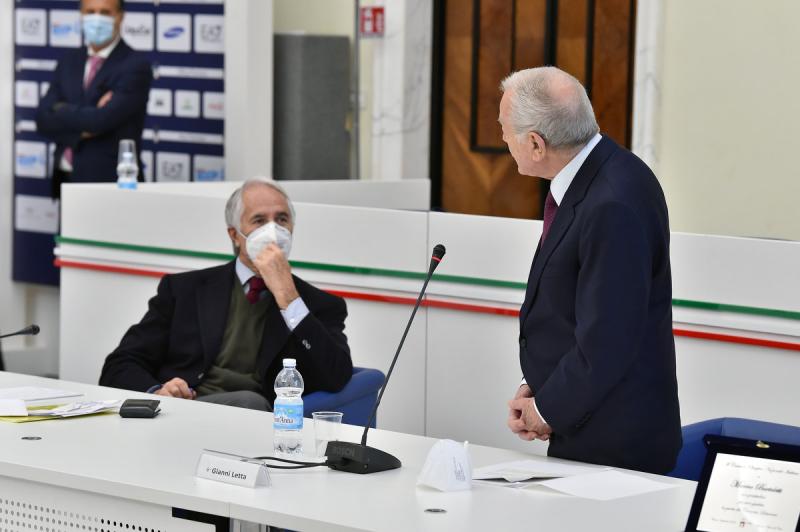 premi_ussi_2020_foto_mezzelani_gmt013_20201209_1735873004 premi_ussi_2020_foto_mezzelani_gmt013_20201209_1735873004