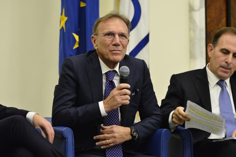 254_©ZC_135200 254_©ZC_135200