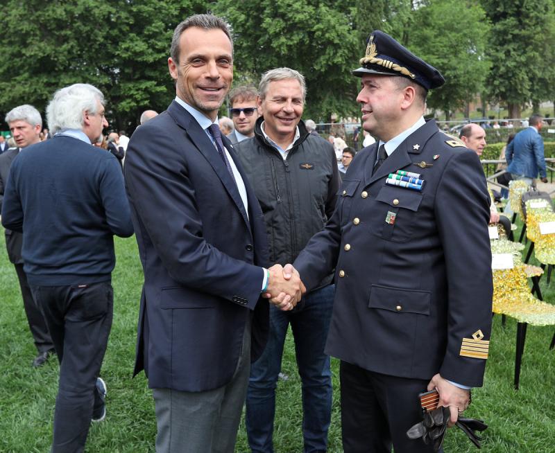 033 Presentazione Piazza di Siena Pagliaricci GMT 033 Presentazione Piazza di Siena Pagliaricci GMT