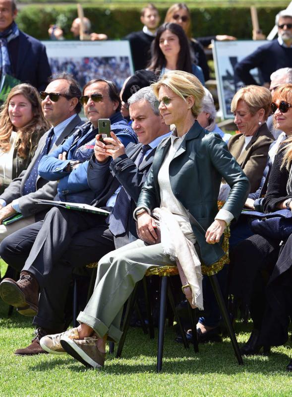 piazzadisienamezzelanigmt038 piazzadisienamezzelanigmt038