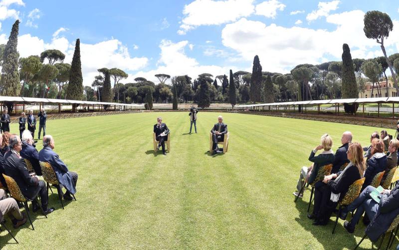 piazzadisienamezzelanigmt054 piazzadisienamezzelanigmt054