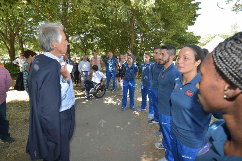 mezzelanigmt004 mezzelanigmt004