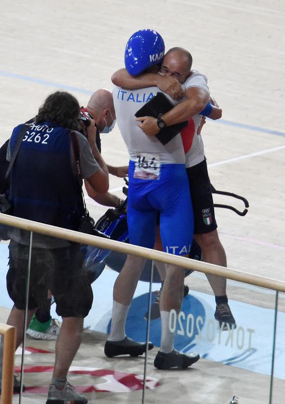 Ciclismo Pista ORO foto Sirotti GMT DSC_2929 copia Ciclismo Pista ORO foto Sirotti GMT DSC_2929 copia