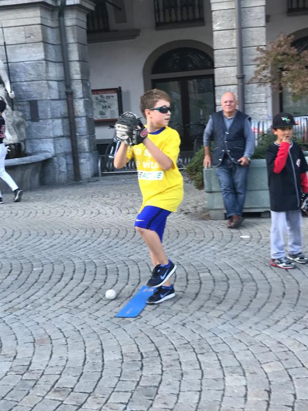 Baseball-lancio Baseball-lancio