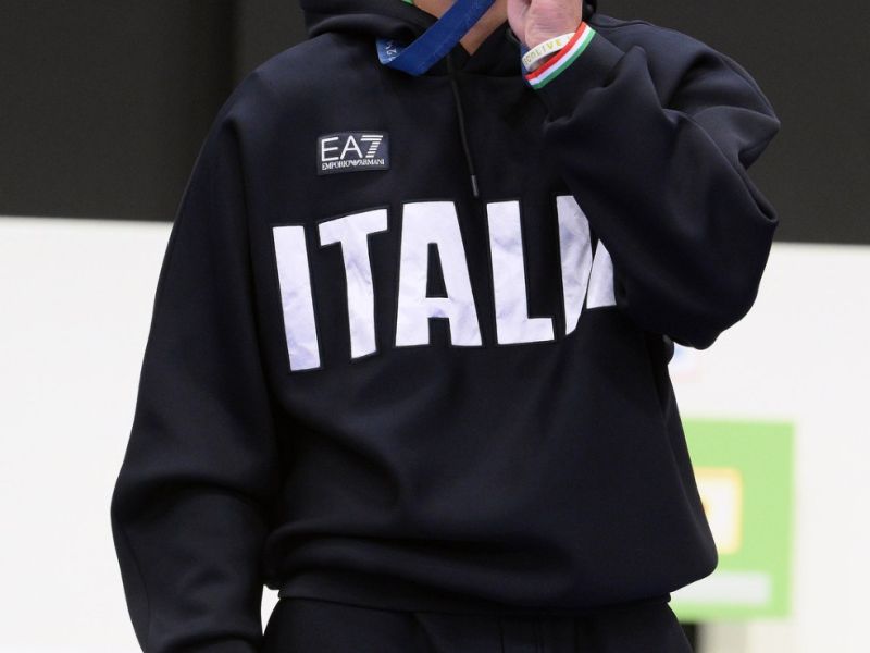 argento bronzo pistola m maldini monna foto mezzelani gmt111 argento bronzo pistola m maldini monna foto mezzelani gmt111