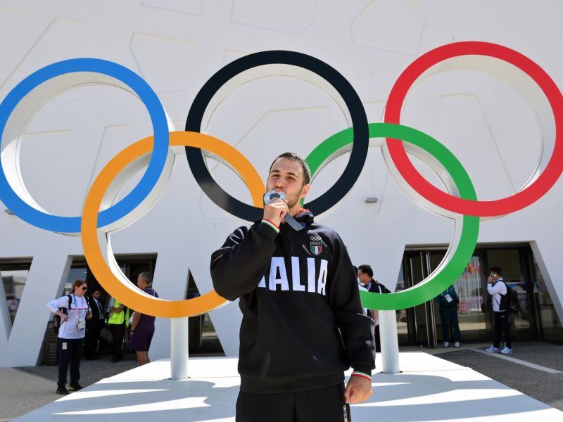 argento bronzo pistola m maldini monna foto mezzelani gmt80 argento bronzo pistola m maldini monna foto mezzelani gmt80