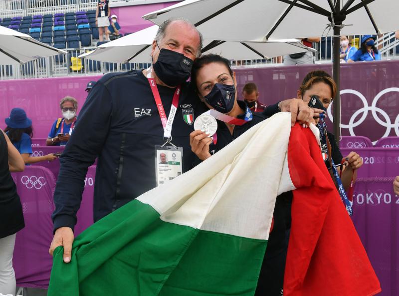 dianabacosiargentotirovolomezzelanigmt030 dianabacosiargentotirovolomezzelanigmt030