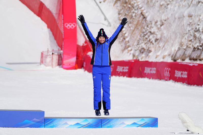 220215 Discesa Libera D Podio GOGGIA DELAGO ph Simone Ferraro BEI01889 copia 220215 Discesa Libera D Podio GOGGIA DELAGO ph Simone Ferraro BEI01889 copia