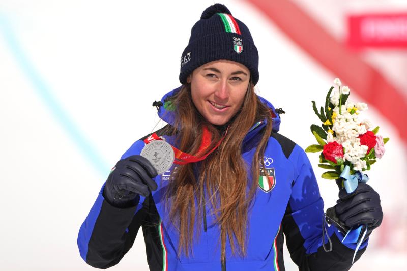 220215 Discesa Libera D Podio GOGGIA DELAGO ph Simone Ferraro BEI02649 copia 220215 Discesa Libera D Podio GOGGIA DELAGO ph Simone Ferraro BEI02649 copia