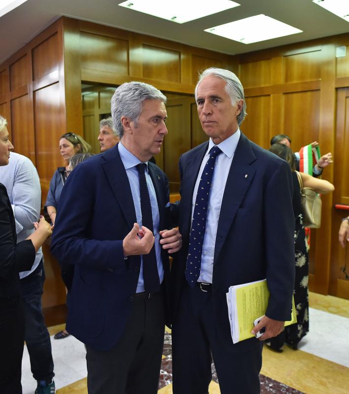 005sportperiferiemezzelanigmt 005sportperiferiemezzelanigmt