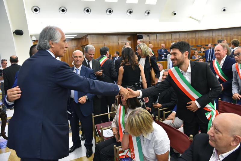 008sportperiferiemezzelanigmt 008sportperiferiemezzelanigmt