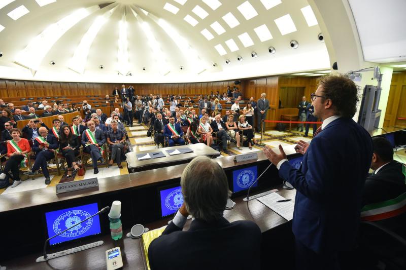 025sportperiferiemezzelanigmt 025sportperiferiemezzelanigmt