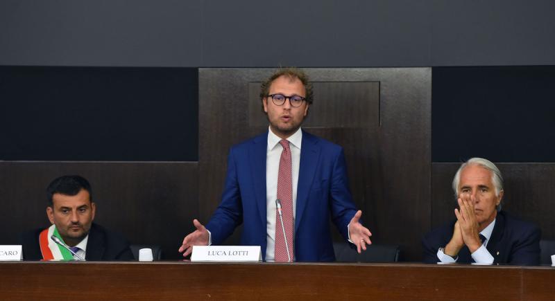 030sportperiferiemezzelanigmt 030sportperiferiemezzelanigmt