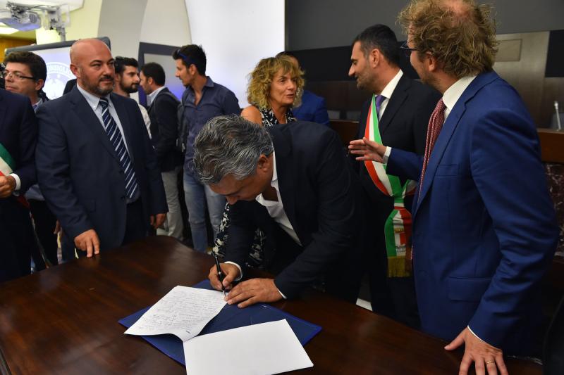 090sportperiferiemezzelanigmt 090sportperiferiemezzelanigmt