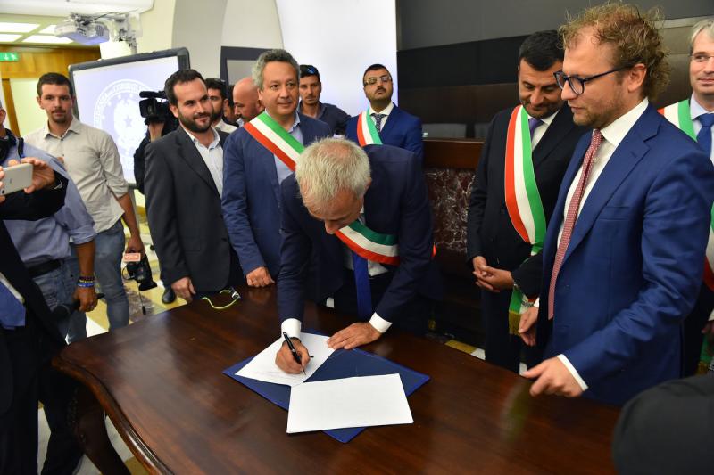 093sportperiferiemezzelanigmt 093sportperiferiemezzelanigmt