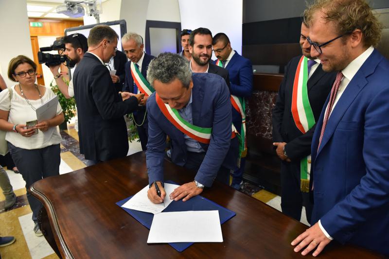 094sportperiferiemezzelanigmt 094sportperiferiemezzelanigmt