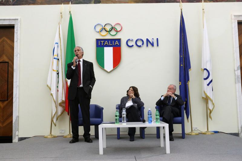 stati generali sport fine foto mezzelani-pagliaricci gmt675 stati generali sport fine foto mezzelani-pagliaricci gmt675