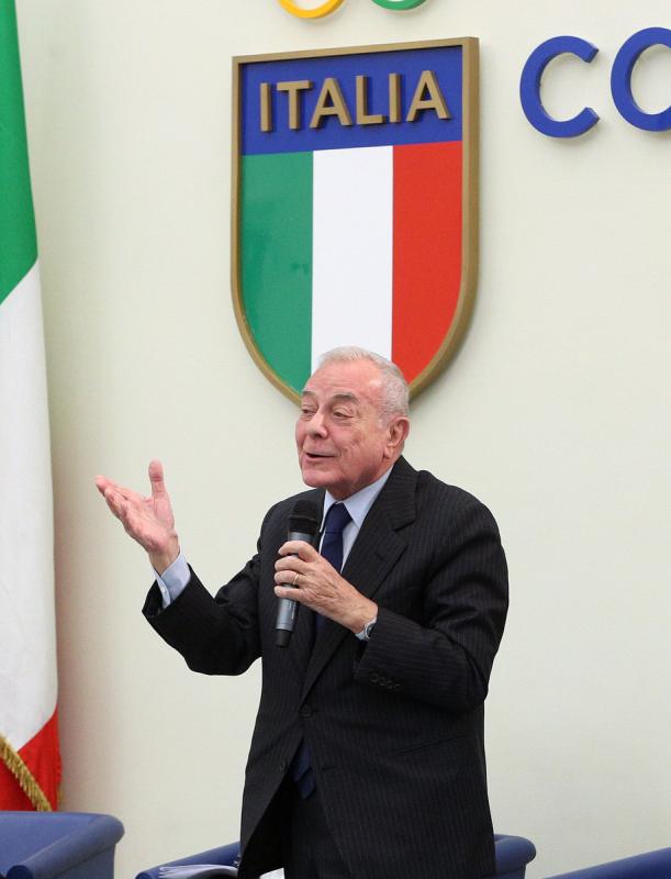 stati generali sport fine foto mezzelani-pagliaricci gmt685 stati generali sport fine foto mezzelani-pagliaricci gmt685