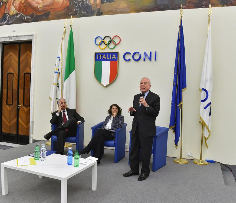 stati generali sport fine foto mezzelani-pagliaricci gmt701 stati generali sport fine foto mezzelani-pagliaricci gmt701