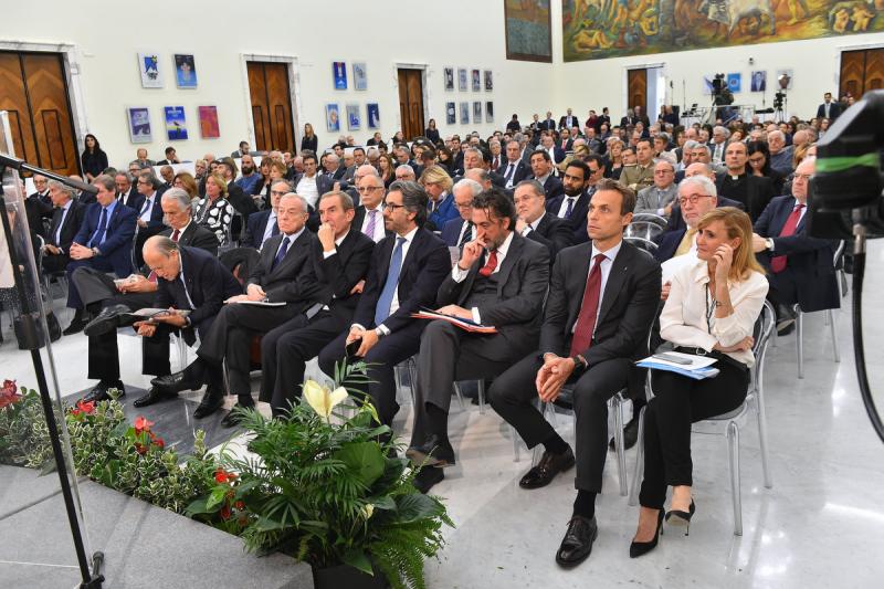 stati generali sport rosso  foto mezzelani-pagliaricci gmt622 stati generali sport rosso  foto mezzelani-pagliaricci gmt622