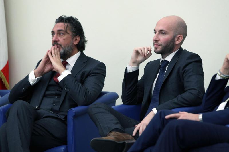 stati generali sport rosso  foto mezzelani-pagliaricci gmt637 stati generali sport rosso  foto mezzelani-pagliaricci gmt637