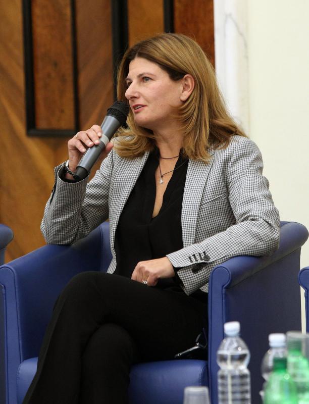 stati generali sport rosso  foto mezzelani-pagliaricci gmt642 stati generali sport rosso  foto mezzelani-pagliaricci gmt642